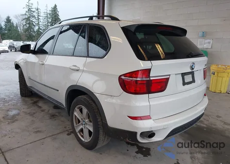 2011 BMW X5 xDrive35D z USA, uszkodzony, nr VIN 5UXZW0C50BL659208